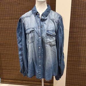 Zenana denim shirt size large NWT